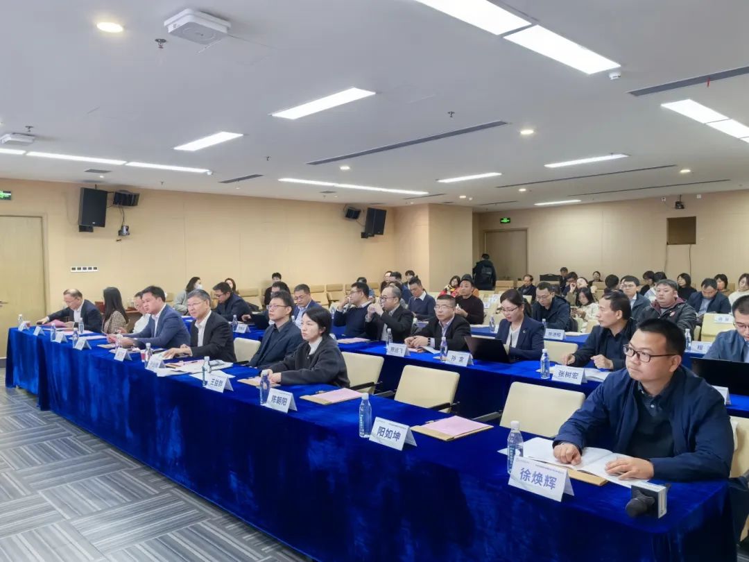 捷晶科技受邀參加2024年深圳市電源技術(shù)學(xué)會年度會議并作主題演講